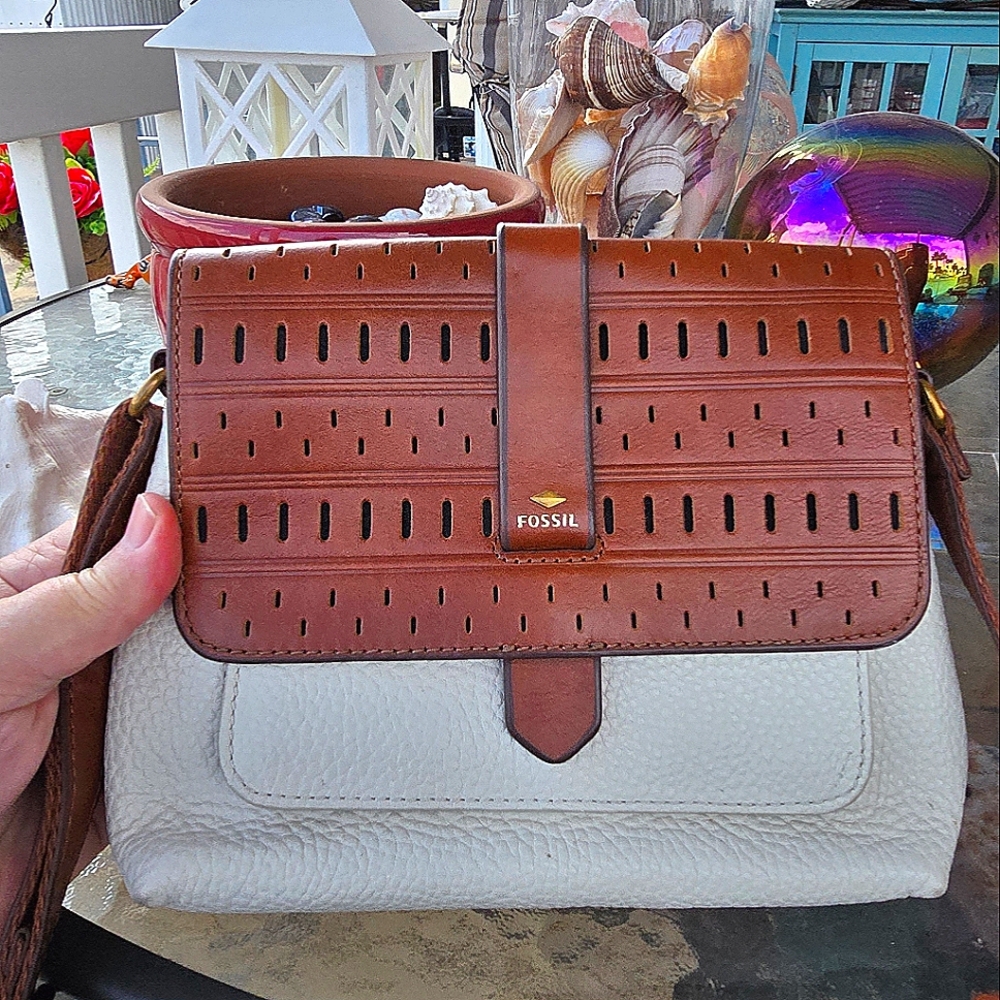 Fossil Brown and White Women's Bag 9.5" wide x 7.5" high long adjustable strap.